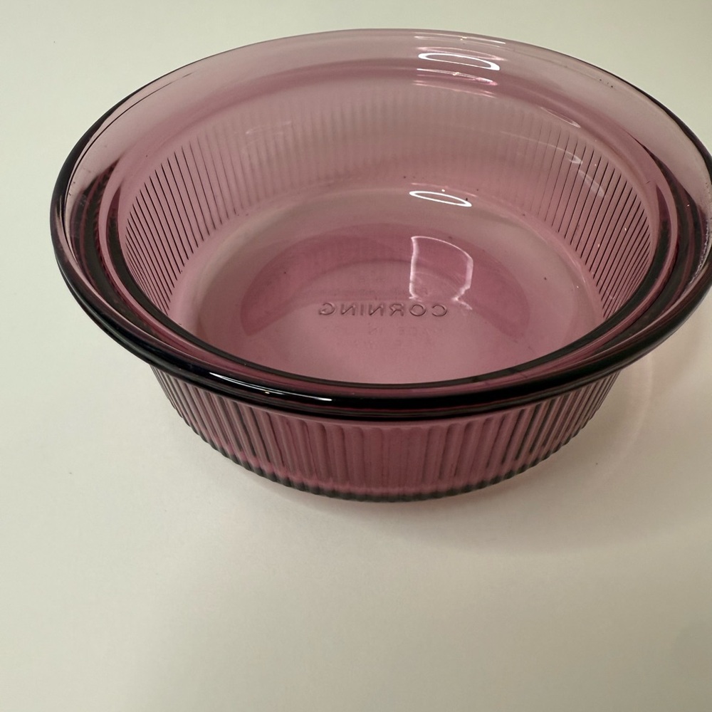 Vintage Corning Cranberry 1 pint Glass Baking Dish